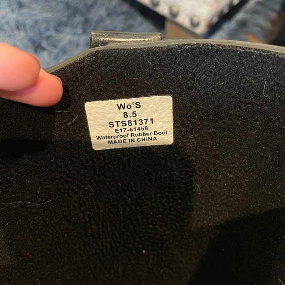 Sperry Waterproof Black Boots - Picture 6 of 6